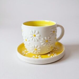 Floral Embossed White and Yellow Coffee Mug Set